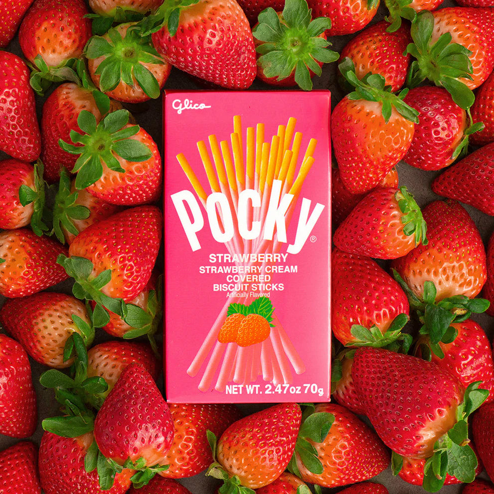 Glico Pocky Strawberry Biscuit Sticks 43g